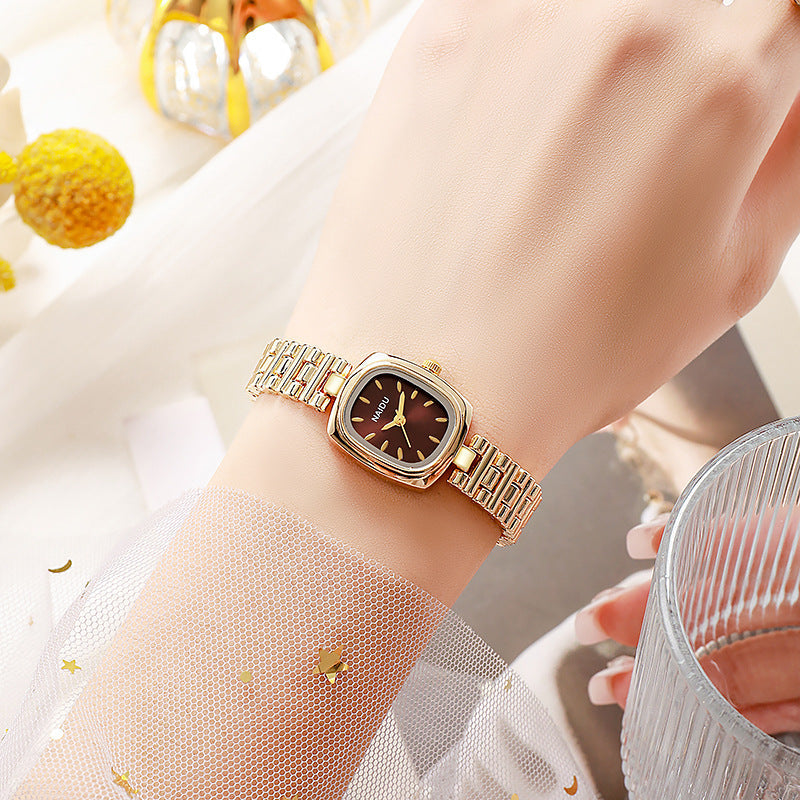 Aurélie Watch