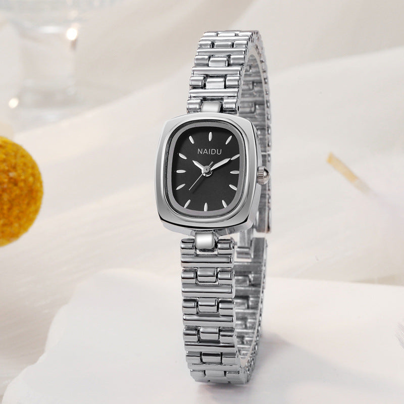 Aurélie Watch